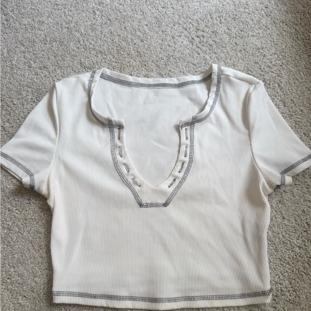 SHEIN White and Gray Trim Crop Top